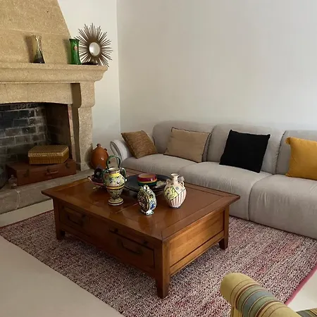 La Naronne Oda ve Kahvaltı