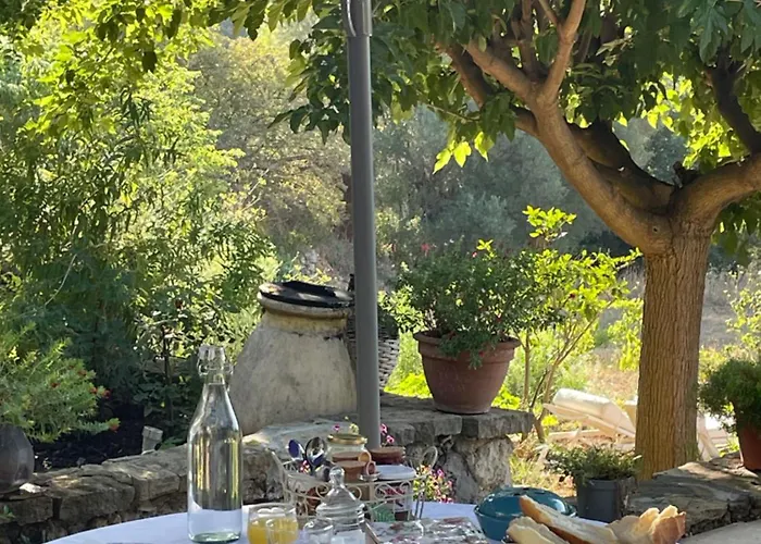Bed and Breakfast La Naronne